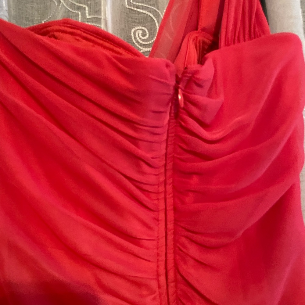 Xscape Red One Shoulder Gown Size 6 - Picture 6 of 6